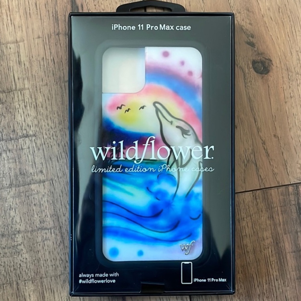 🌟FREE w/Bundle NWT iPhone 11 Pro MAX and/or XS MAX Wildflower Ltd Edition Maui